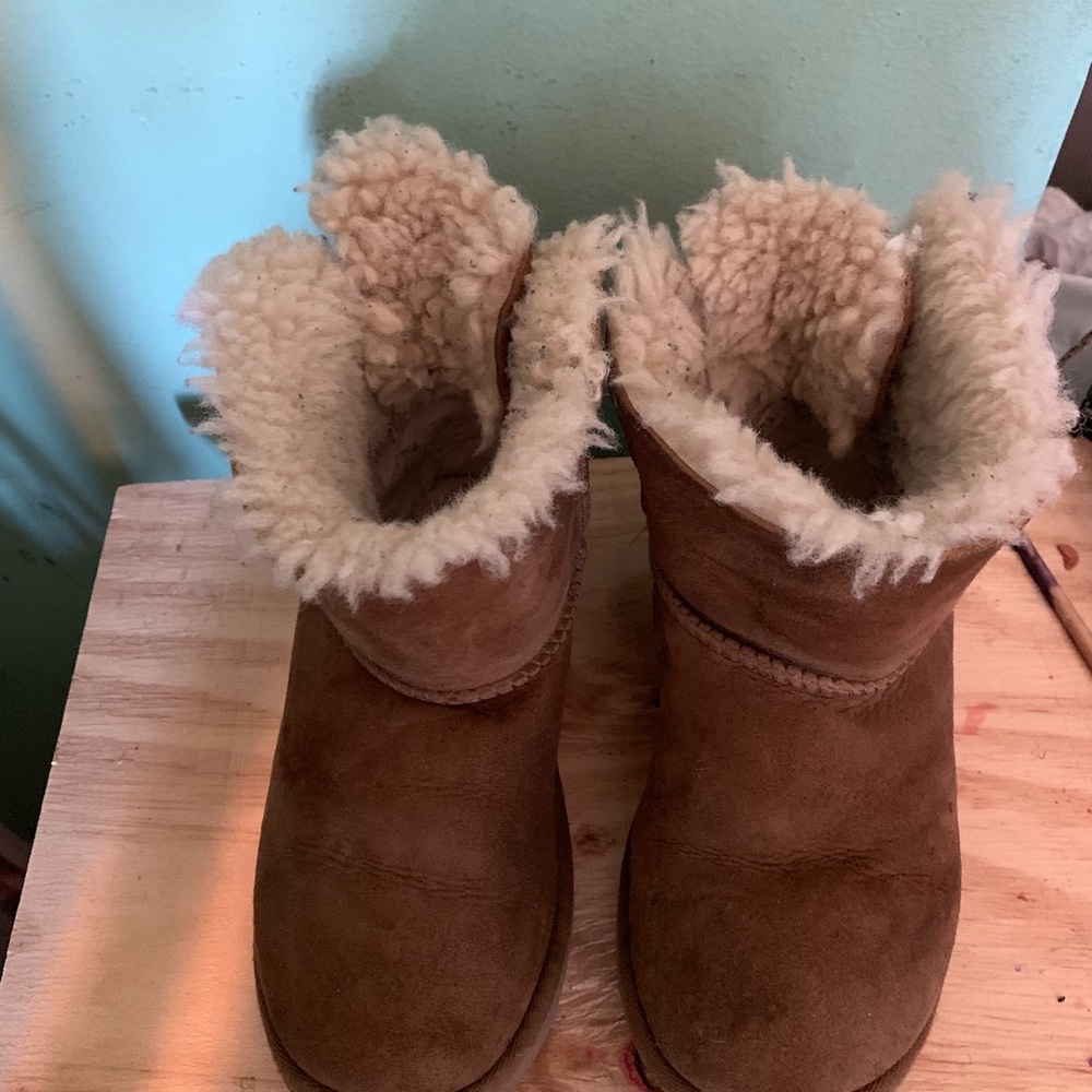 Ugg shoes